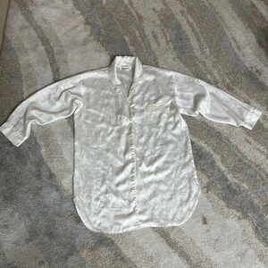 Christian Dior Chico's Elegant White Patterned Blouse